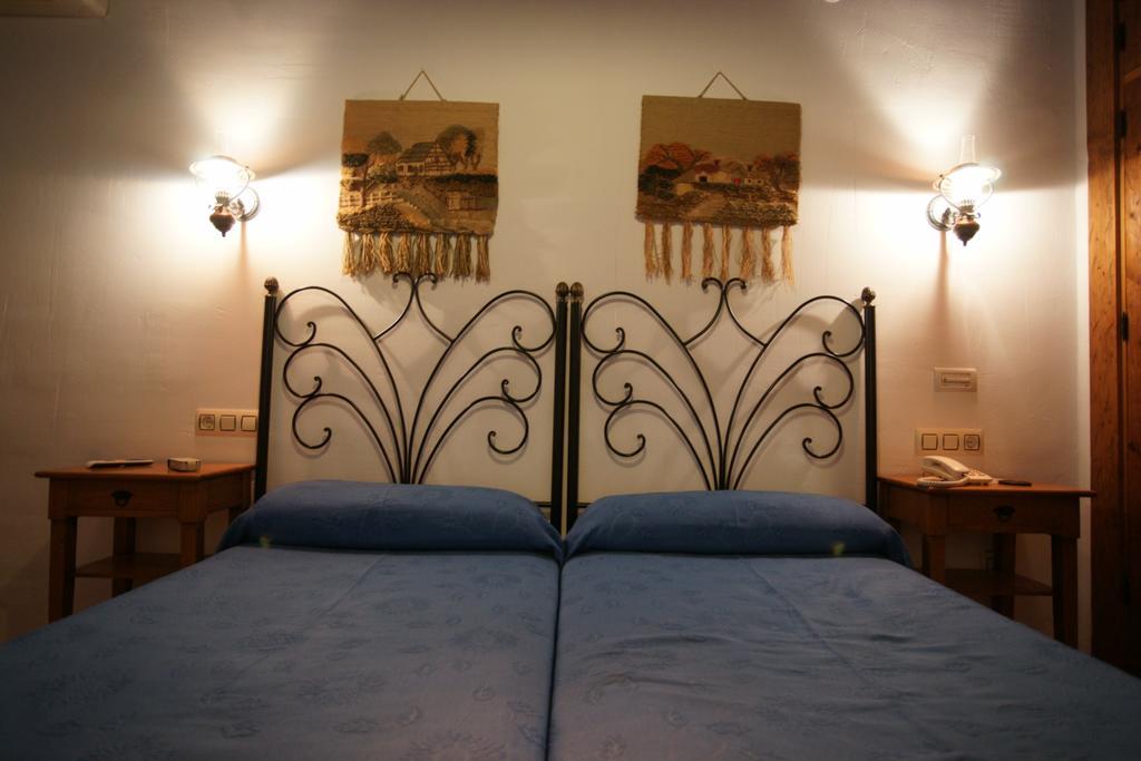 Hotel Rural Almazara Frigiliana Oda fotoğraf
